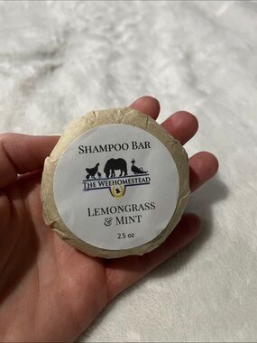 The WeeHomestead Lemongrass & Mint Shampoo Bar
